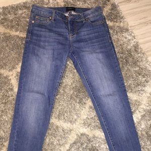 Mid Rise Ankle Skinny Blue Jeans